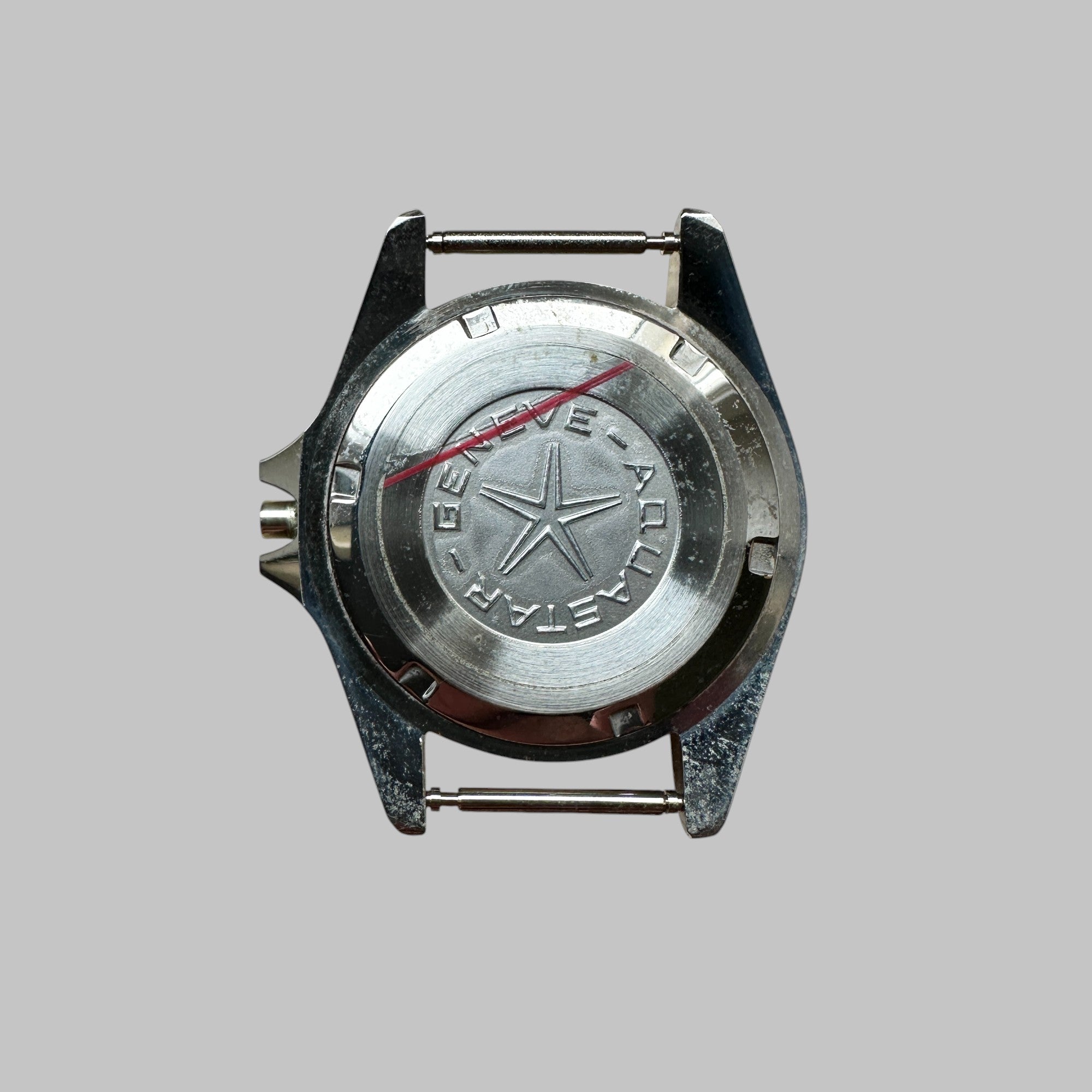 Genuine original vintage case from AQUASTAR of the model REFERENCE 700