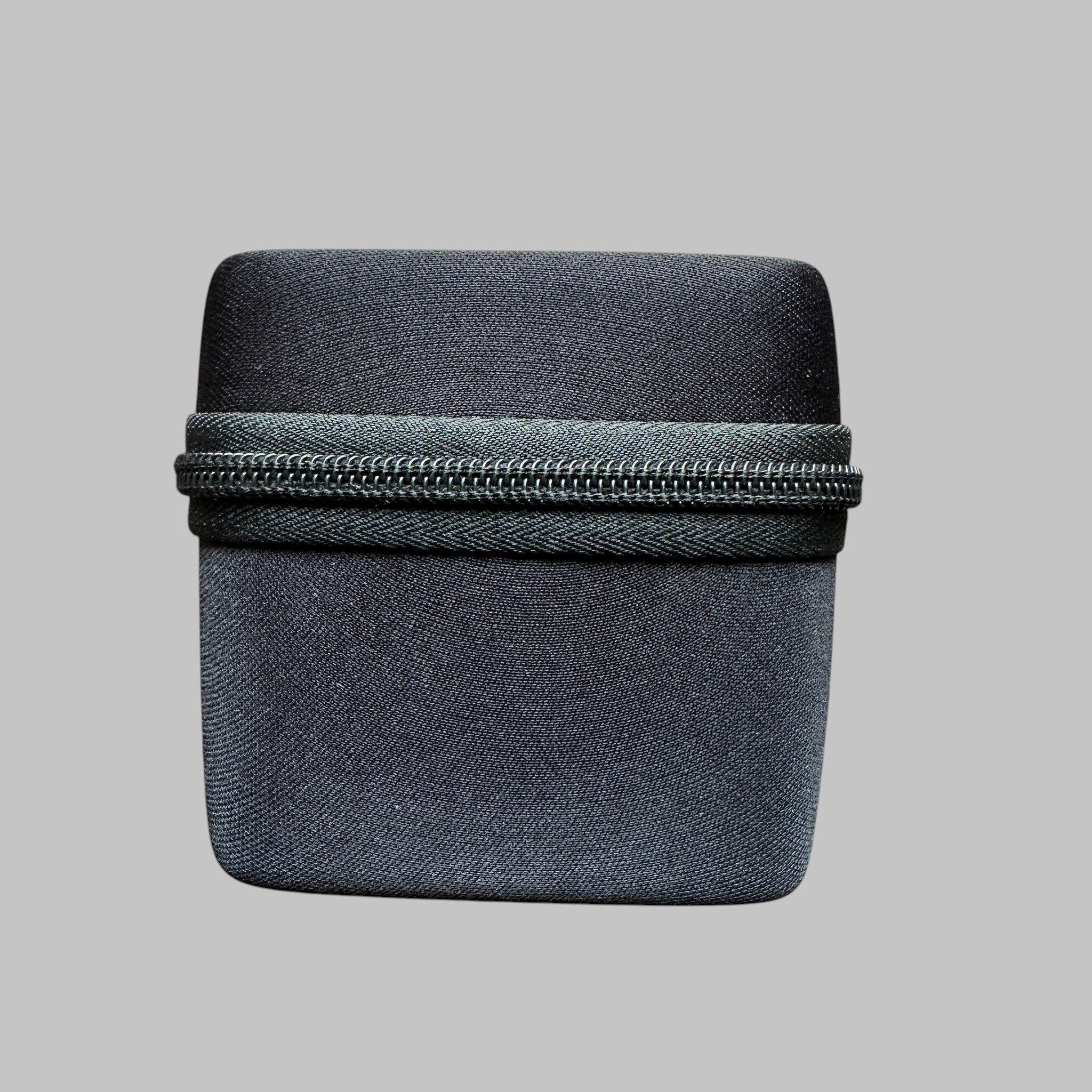 Genuine original vintage travel pouch from Breitling - side view