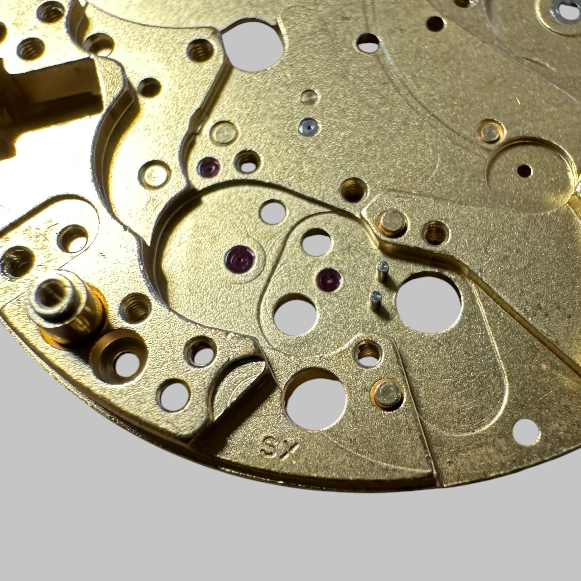 Back of Genuine original vintage mainplate jewelled from BUREN for caliber 12