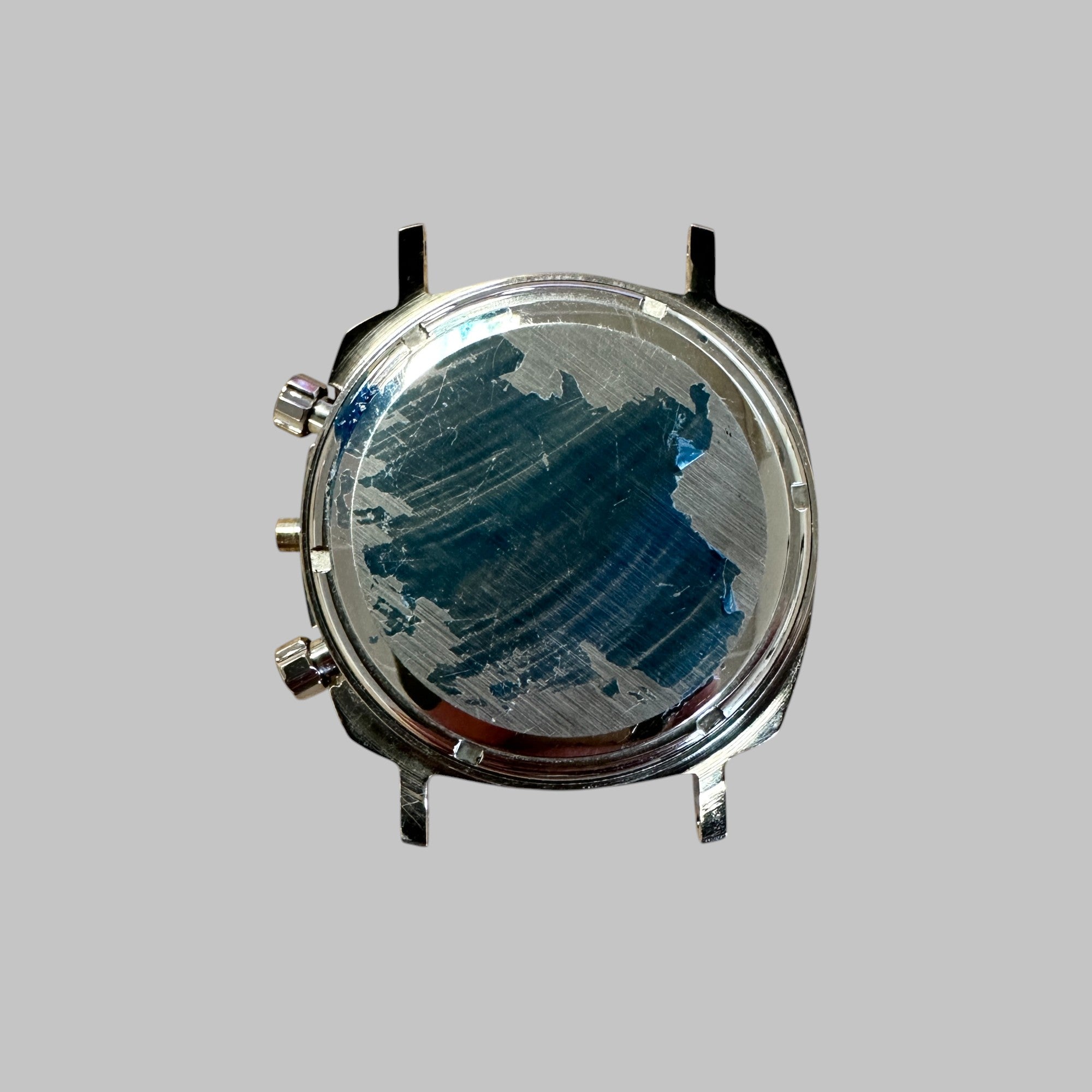 Back of Genuine original vintage case tachy from HEUER for caliber 7732 of the model 7783N of line AUTAVIA