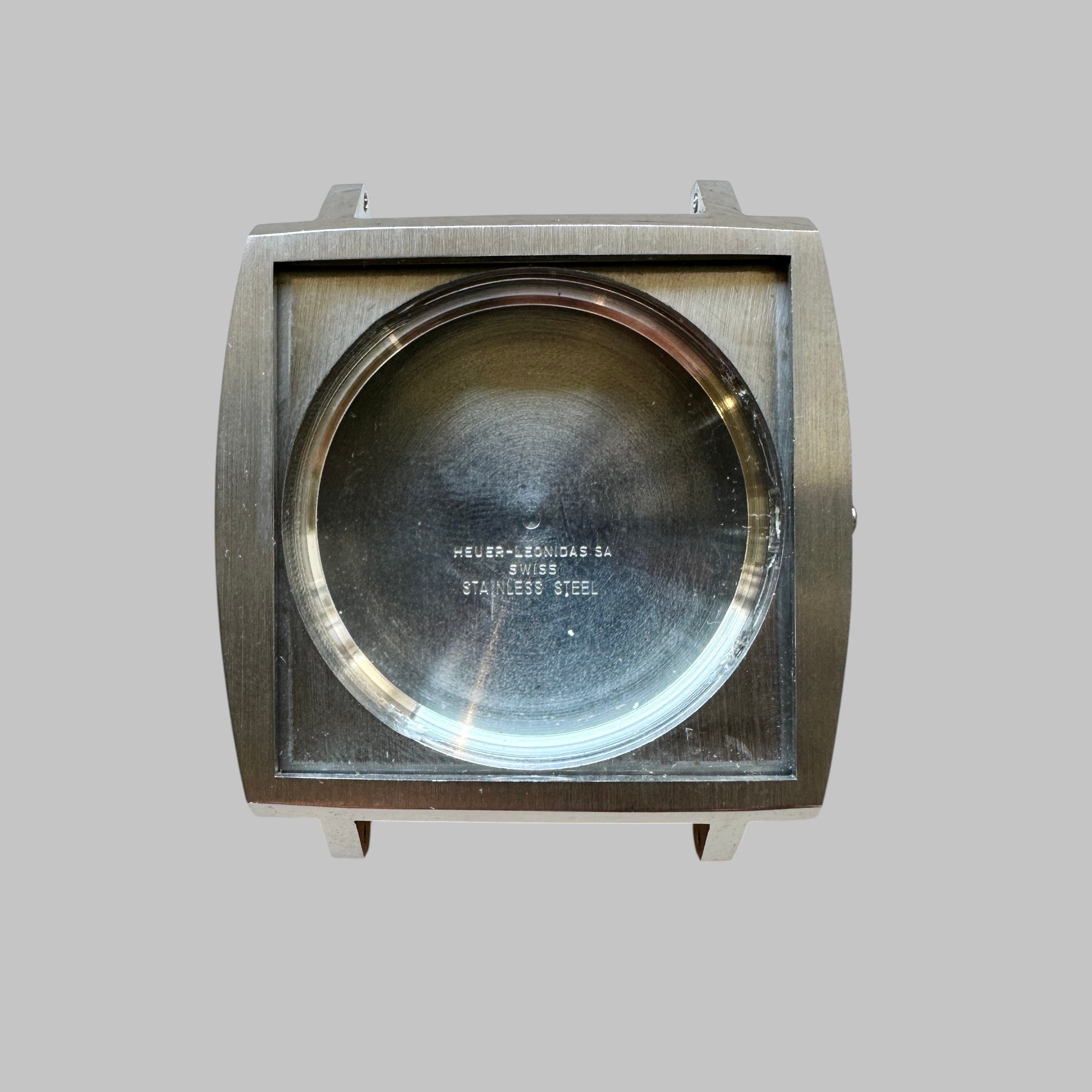 Genuine original vintage case from Heuer for caliber 7740 of the model 740303 of line MONACO - side view