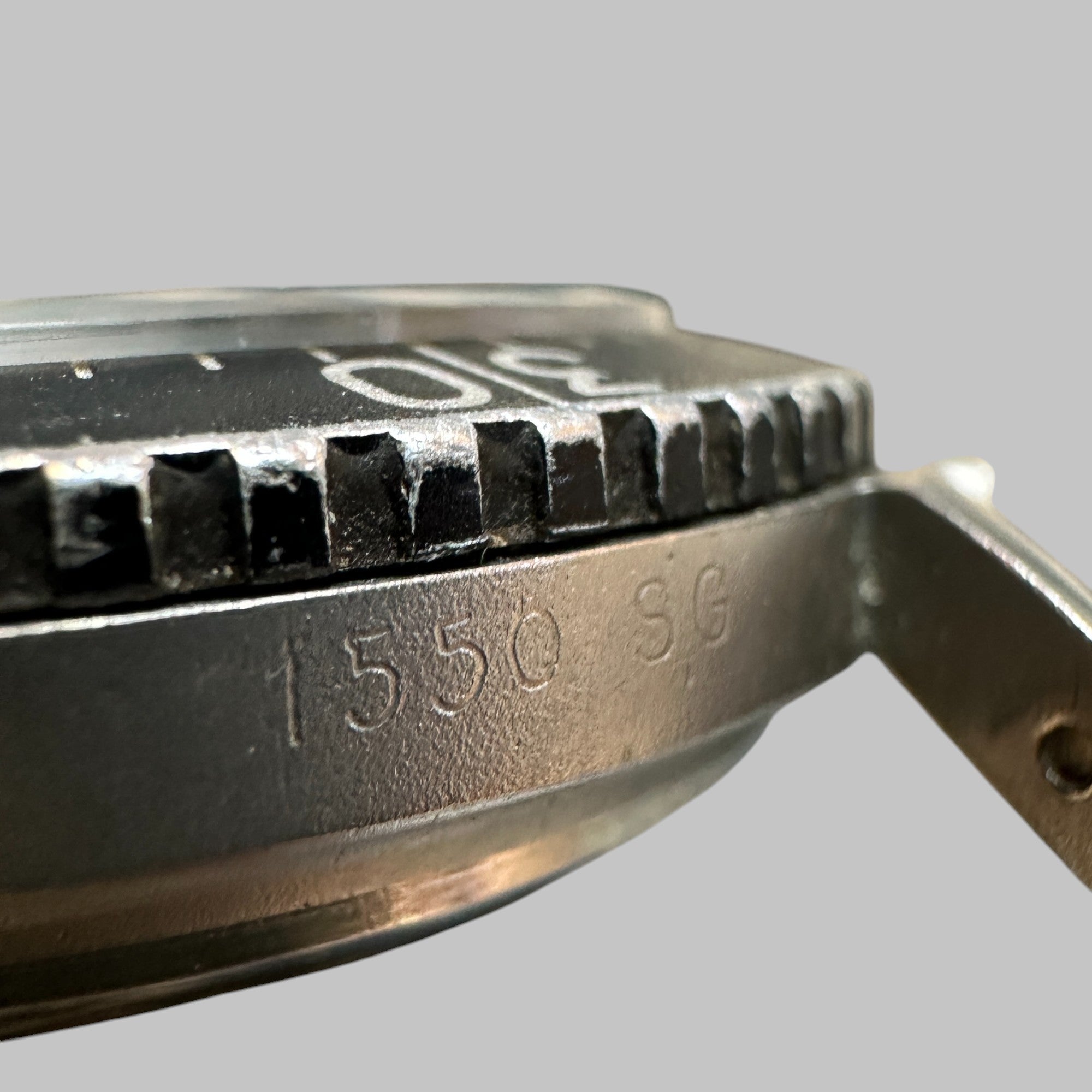 HEUER - BOÎTE BUNDESWEHR 1550 SANS COURONNE, MILITAIRE, 6645_12-146-3XXX