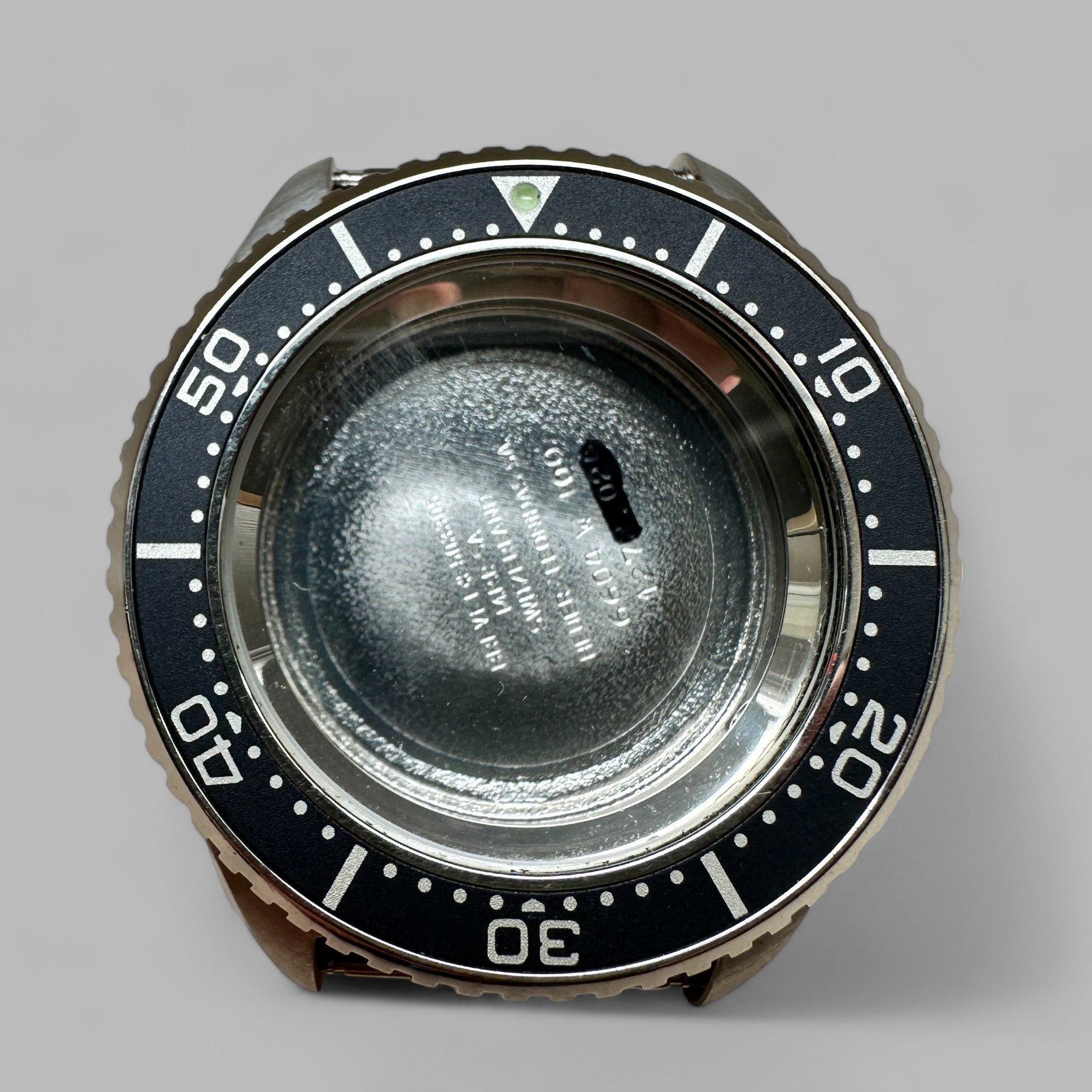 HEUER - BOÎTE DIVER 1000M 980.023L SANS COURONNE, 6604 W 100/ 1272.XXX