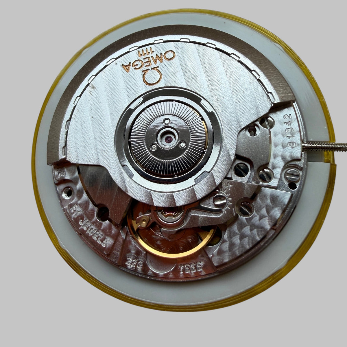 Genuine original vintage complet movement omega 1111 from Omega for caliber OMEGA 1111 - side view