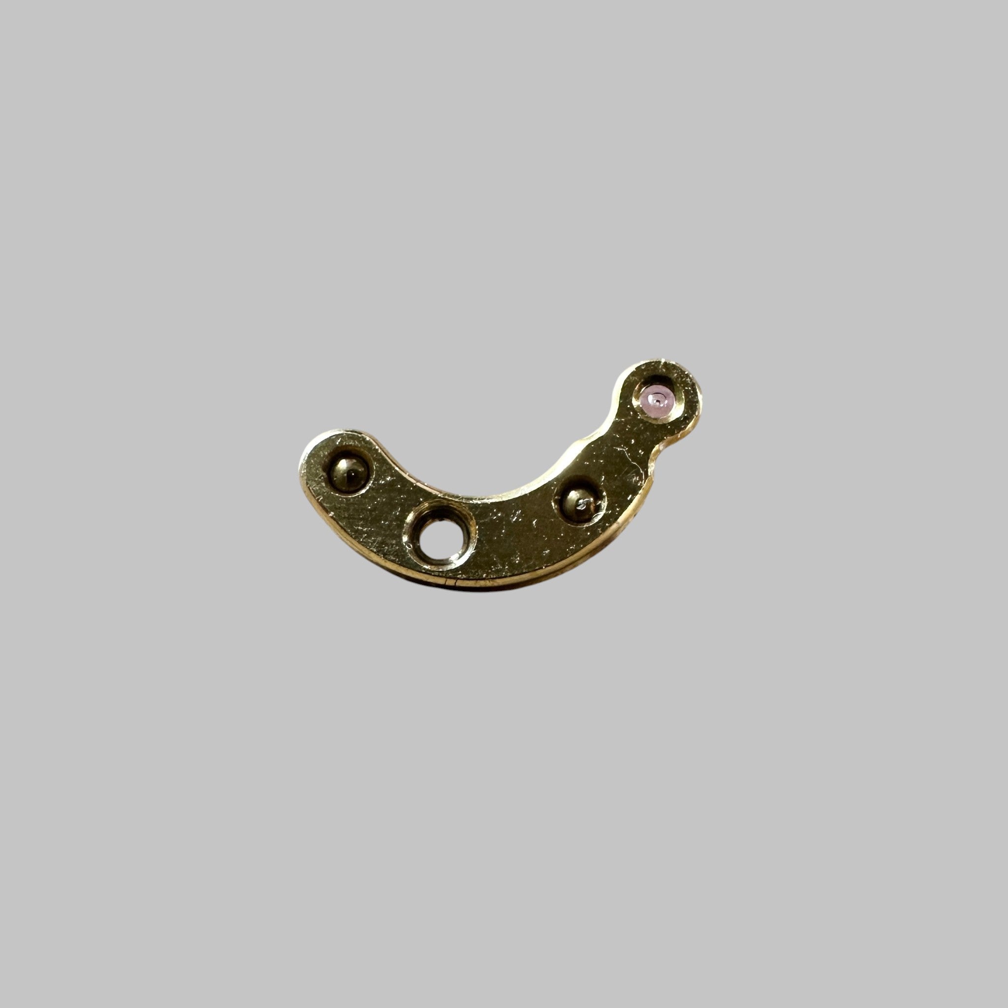 Genuine original vintage pallet fork bridge from Jaeger-LeCoultre for caliber 450/4C referenced with nomenclature 125 - side view