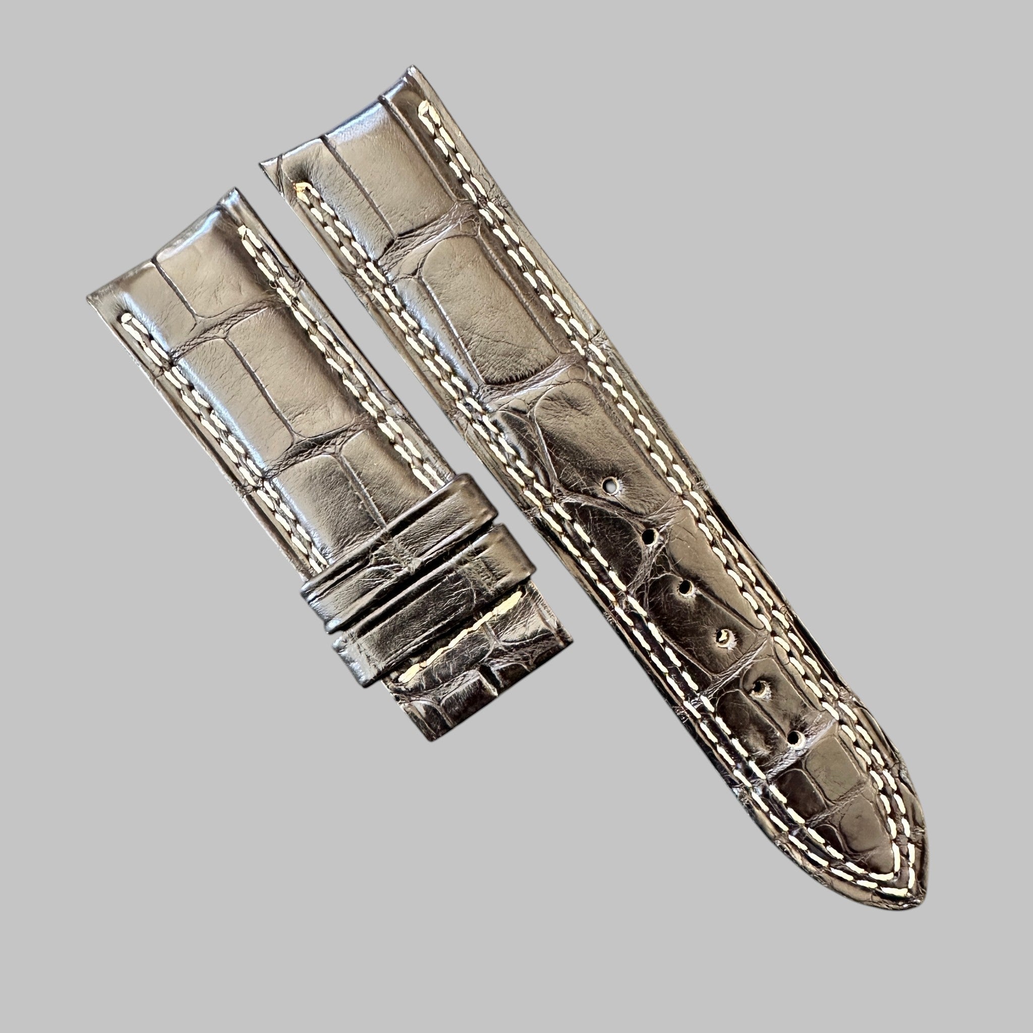 Genuine original vintage leather strap from Jaeger-LeCoultre - side view