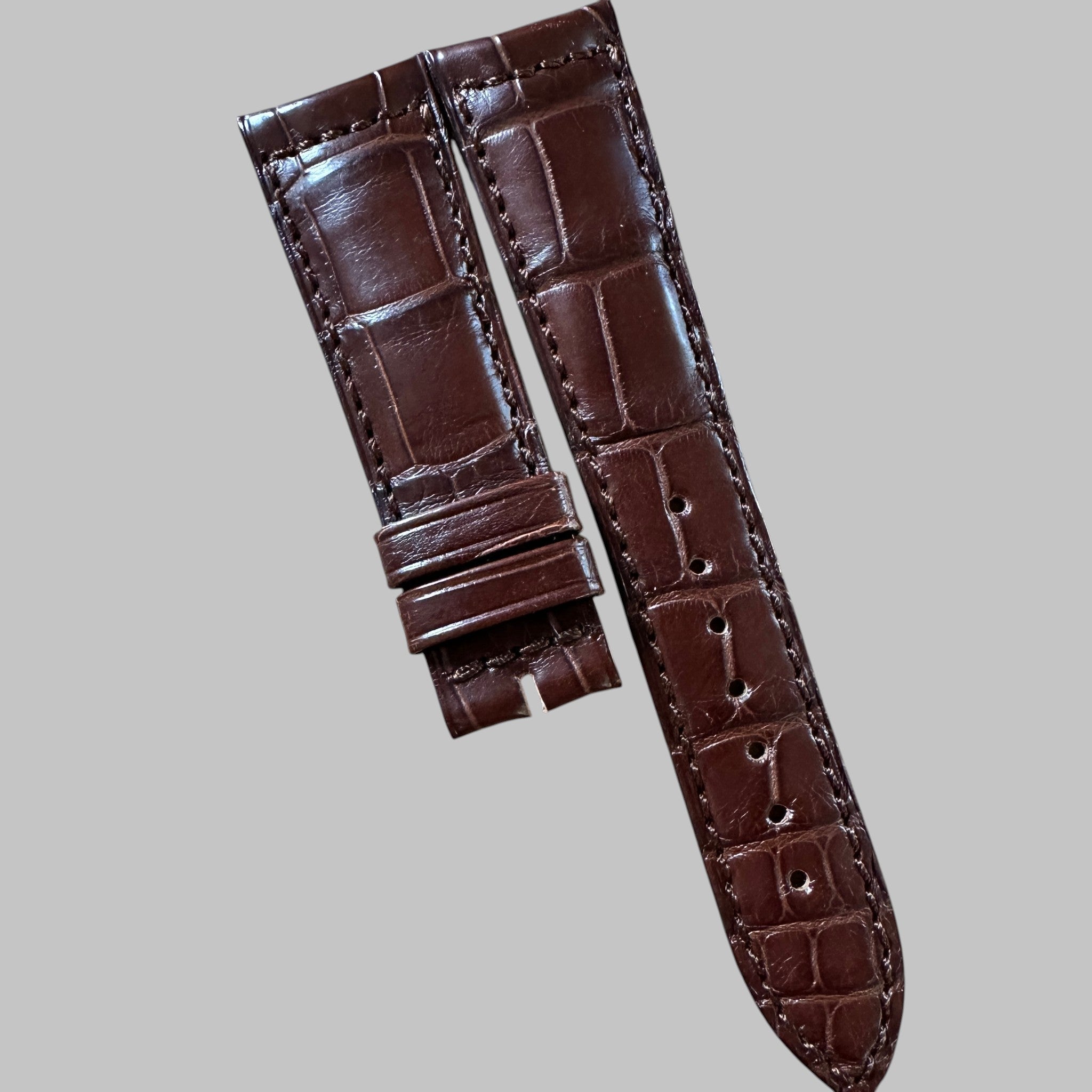 Genuine original vintage leather strap from Jaeger-LeCoultre - side view