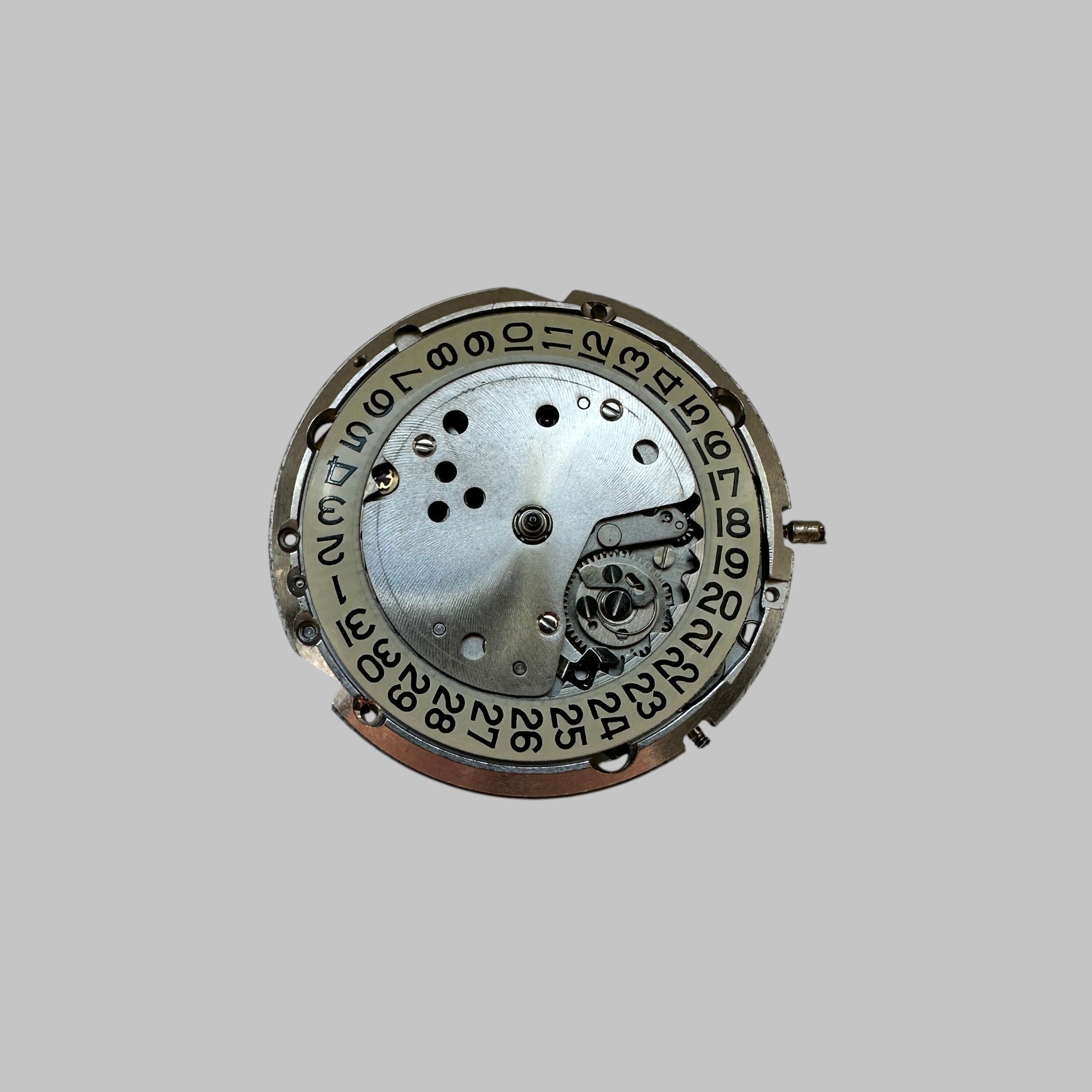 Genuine original vintage complete movement from Jaeger-LeCoultre for caliber 911 of the model Alarm - side view