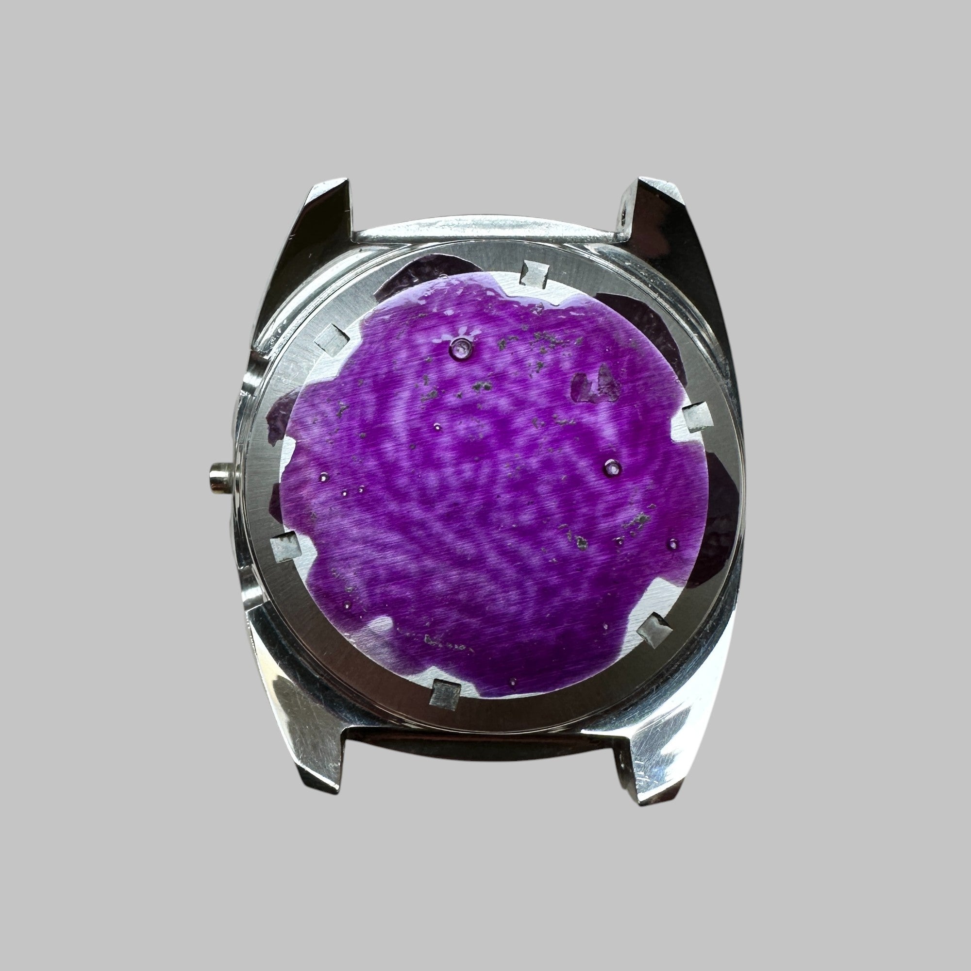 Back of Genuine original vintage case from LEMANIA for caliber 1340-1341 of the model REFERENCE 9803