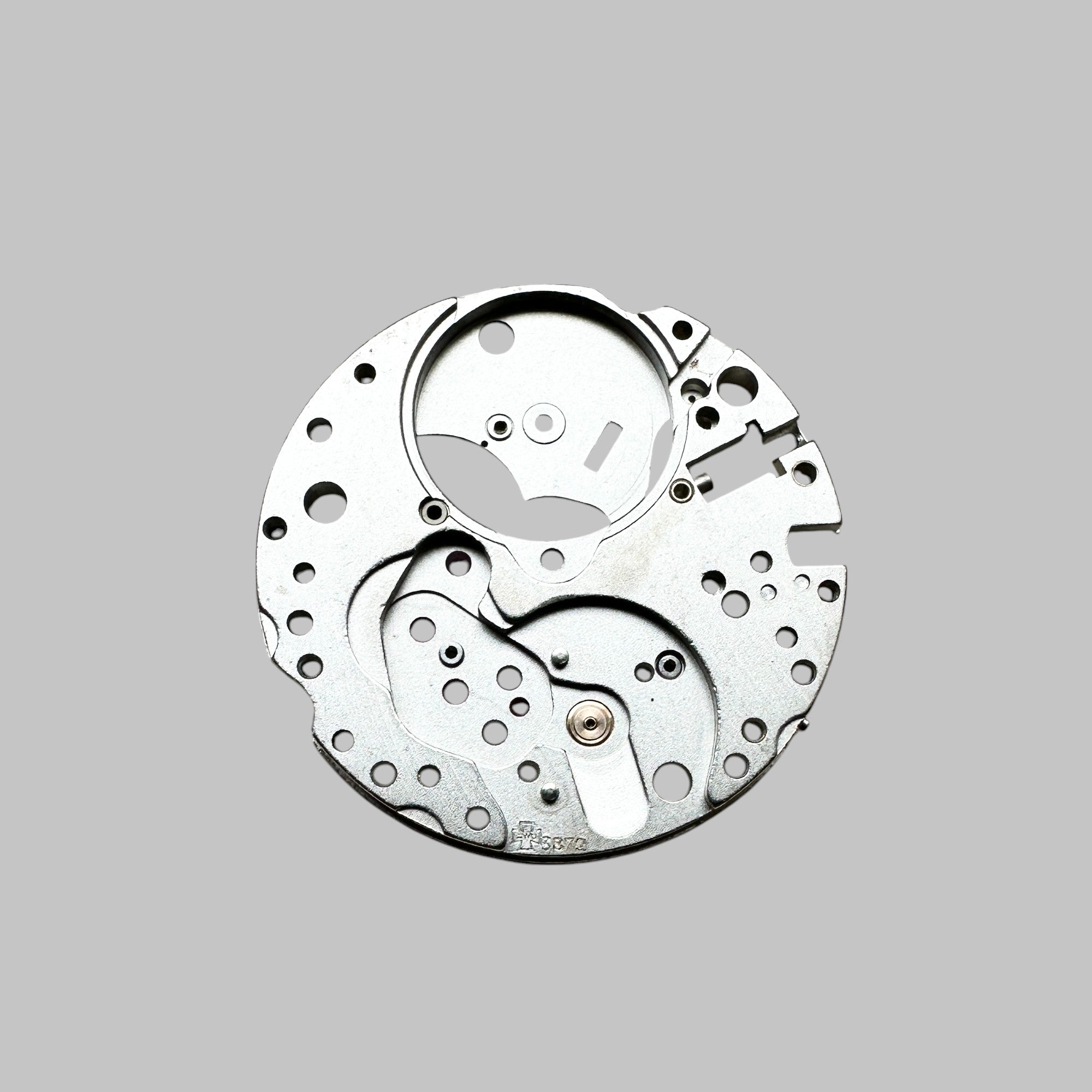 Genuine original vintage mainplate from LEMANIA for caliber 3872 referenced with nomenclature 100