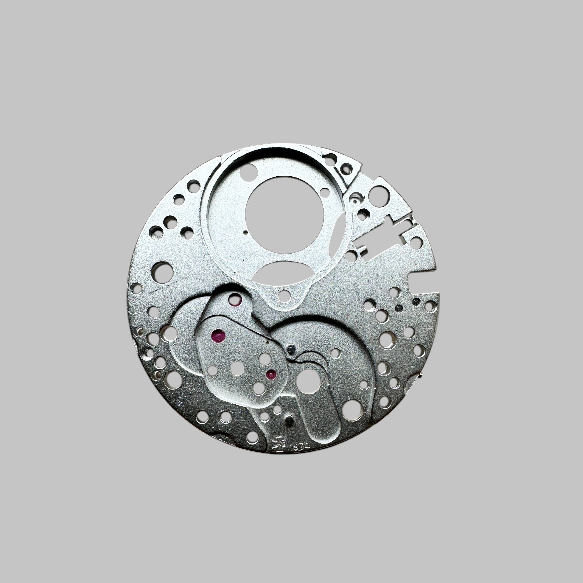 Genuine original vintage mainplate from LEMANIA for caliber 1874 referenced with nomenclature 100