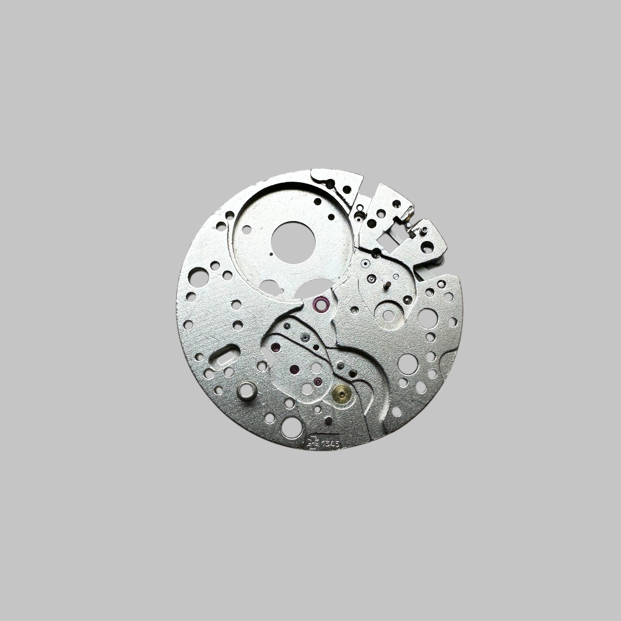 Genuine original vintage mainplate from LEMANIA for caliber 1345 referenced with nomenclature 100