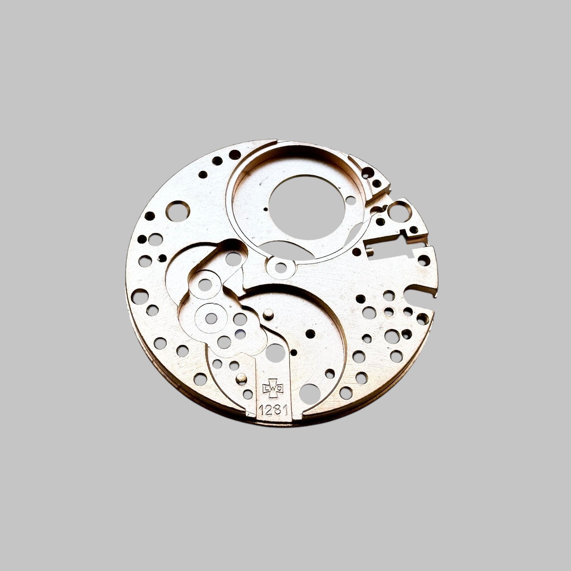 Genuine original vintage mainplate from LEMANIA for caliber 1281 referenced with nomenclature 100