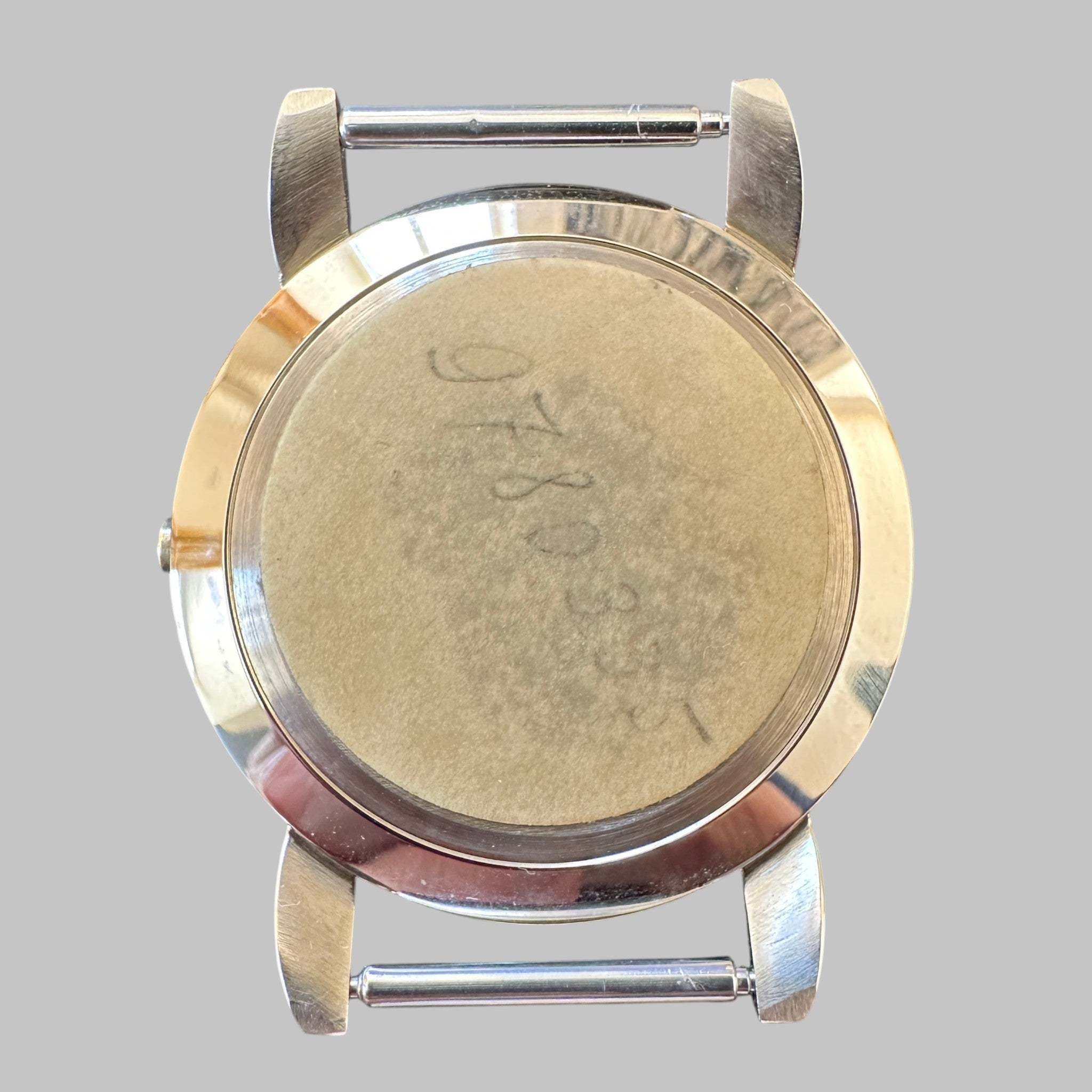 Genuine original vintage case from Longines of the model 6446-2 - side view