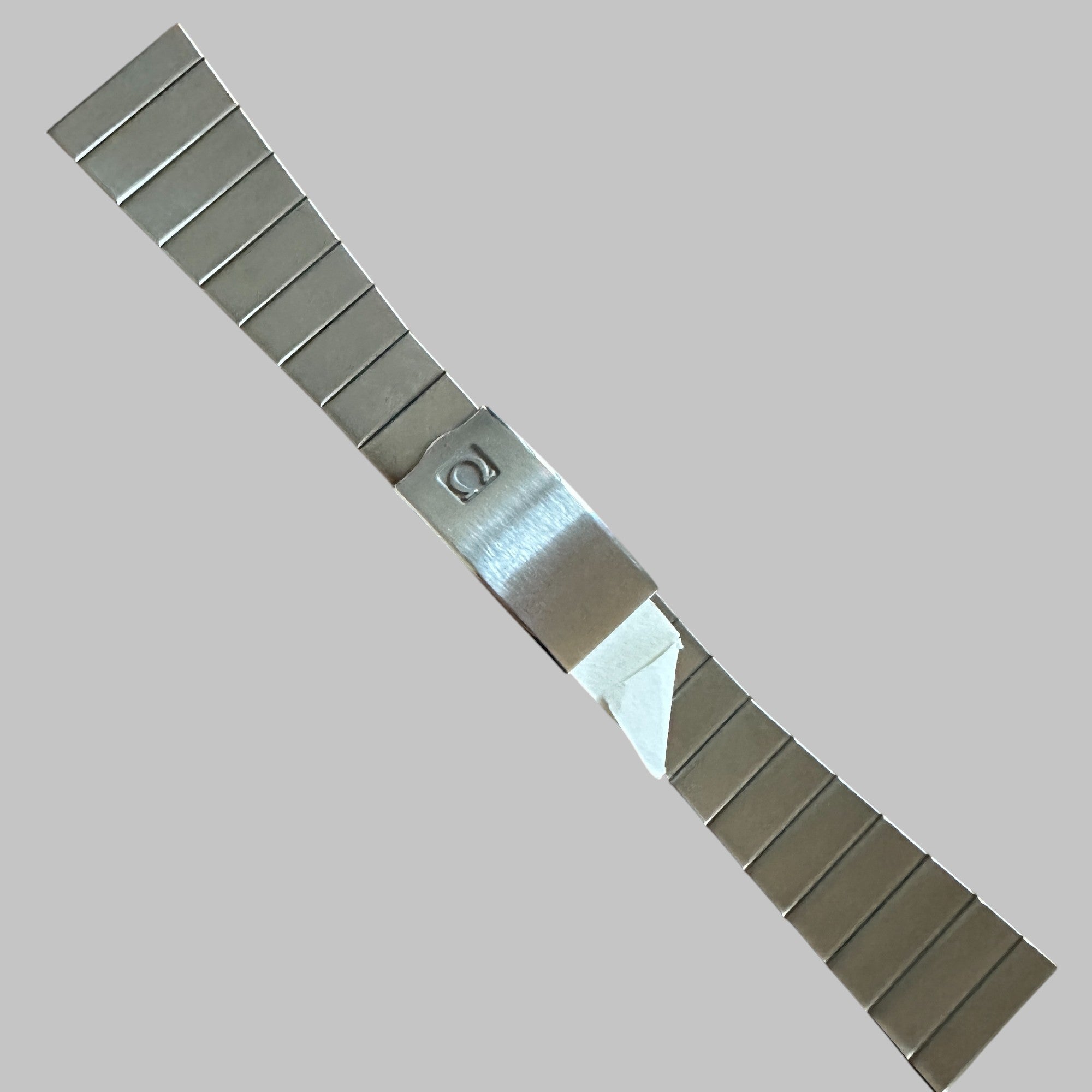 Genuine original vintage steel bracelet from OMEGA of the model QUARTZ MARINER 2 of line MARINER 2