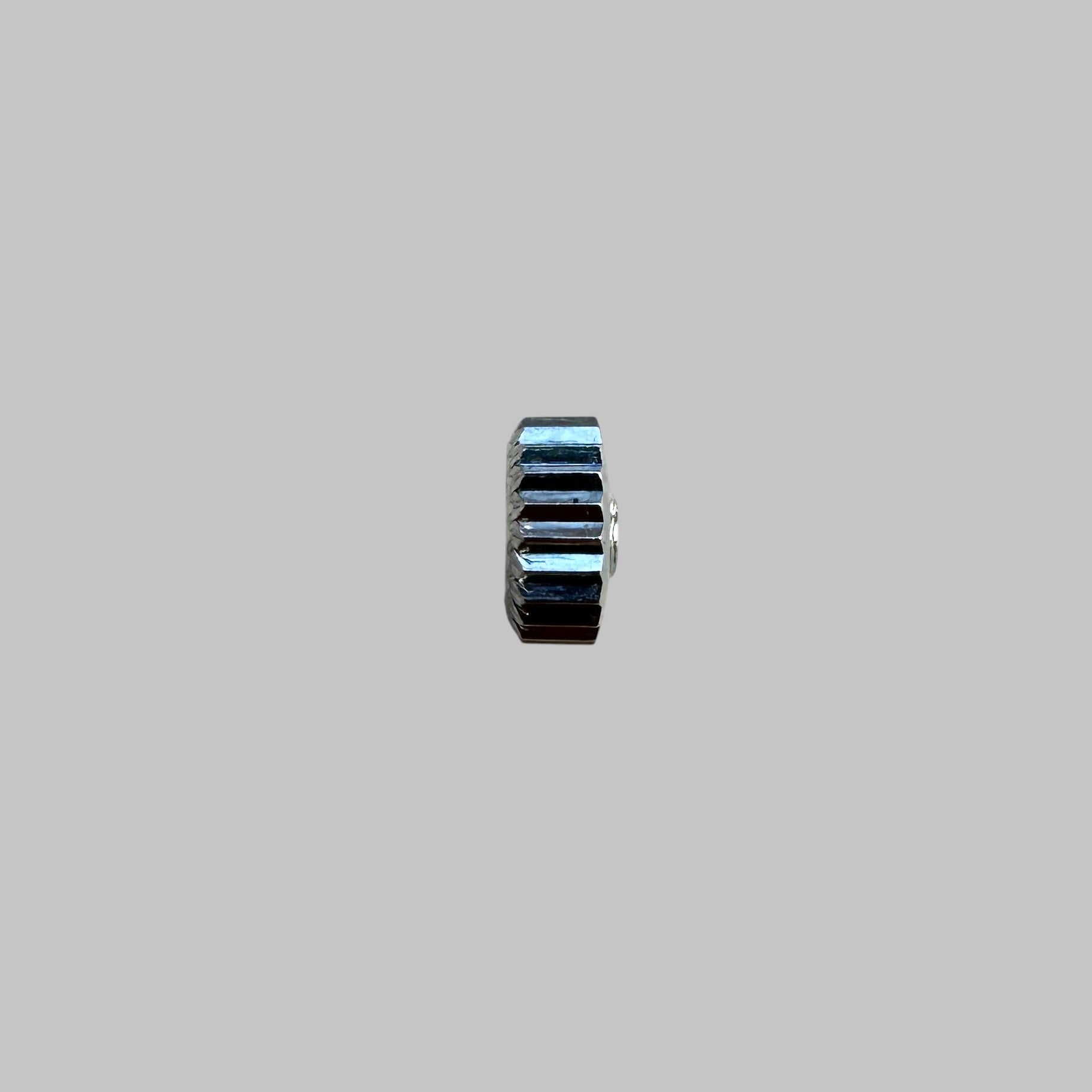 OMEGA - CROWN MINT, 5,90X2,90