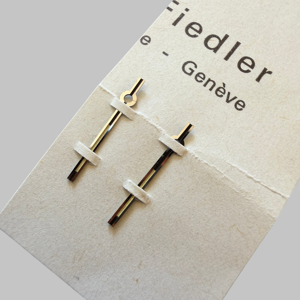 Genuine original vintage original hour and minute hands for model speedsonic from Omega for caliber 300Hz of line Speedsonic of the model 300Hz speedsonic - side view