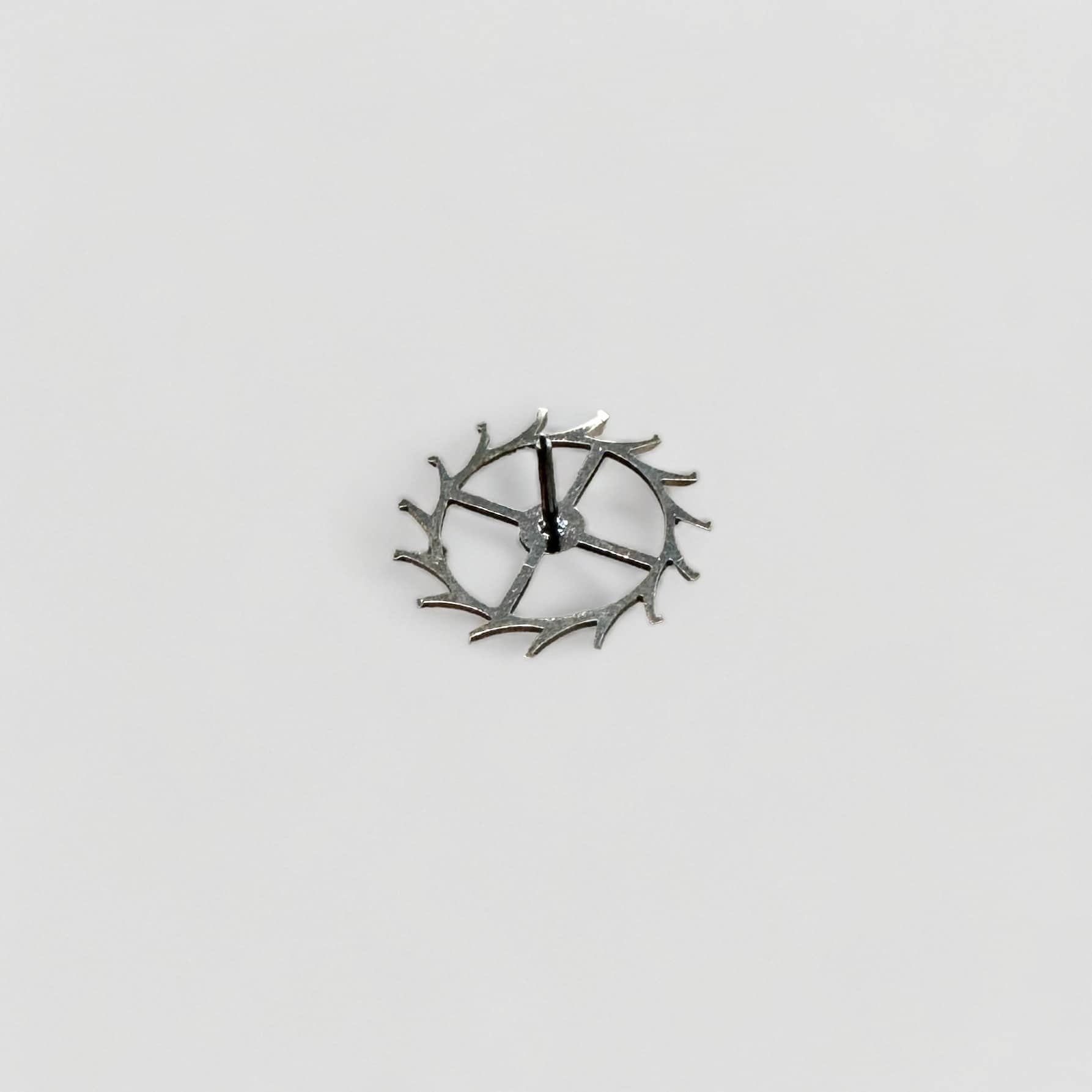 Genuine original vintage escapment wheel from VENUS for caliber 210 referenced with nomenclature 705