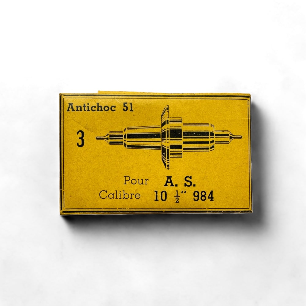 This is a picture of the AS CAL. 984 - BALANCE STAFF watch component.