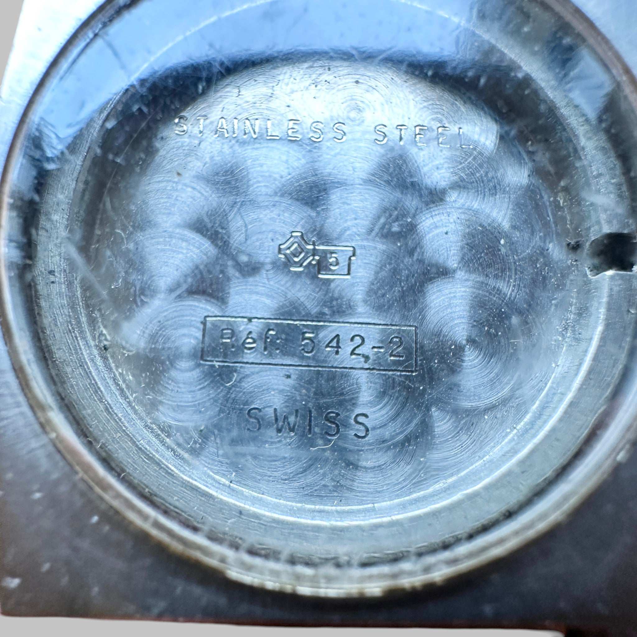 Genuine original vintage case from Bulova for caliber 7 BPP of the model Ref 542-2 - side view