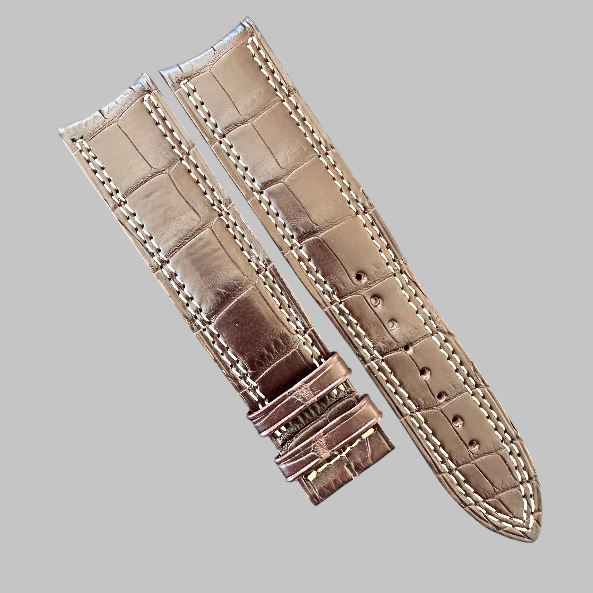 Genuine original vintage leather strap from Jaeger-LeCoultre - side view