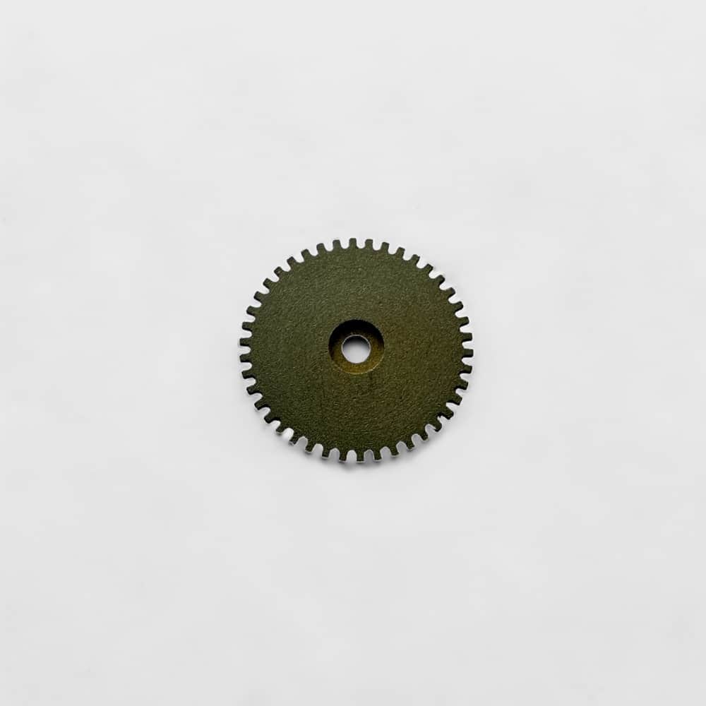 This is a picture of the LANDERON CAL. 149/189 - DATE INDICATOR DRIVING WHEEL 2556 watch component.