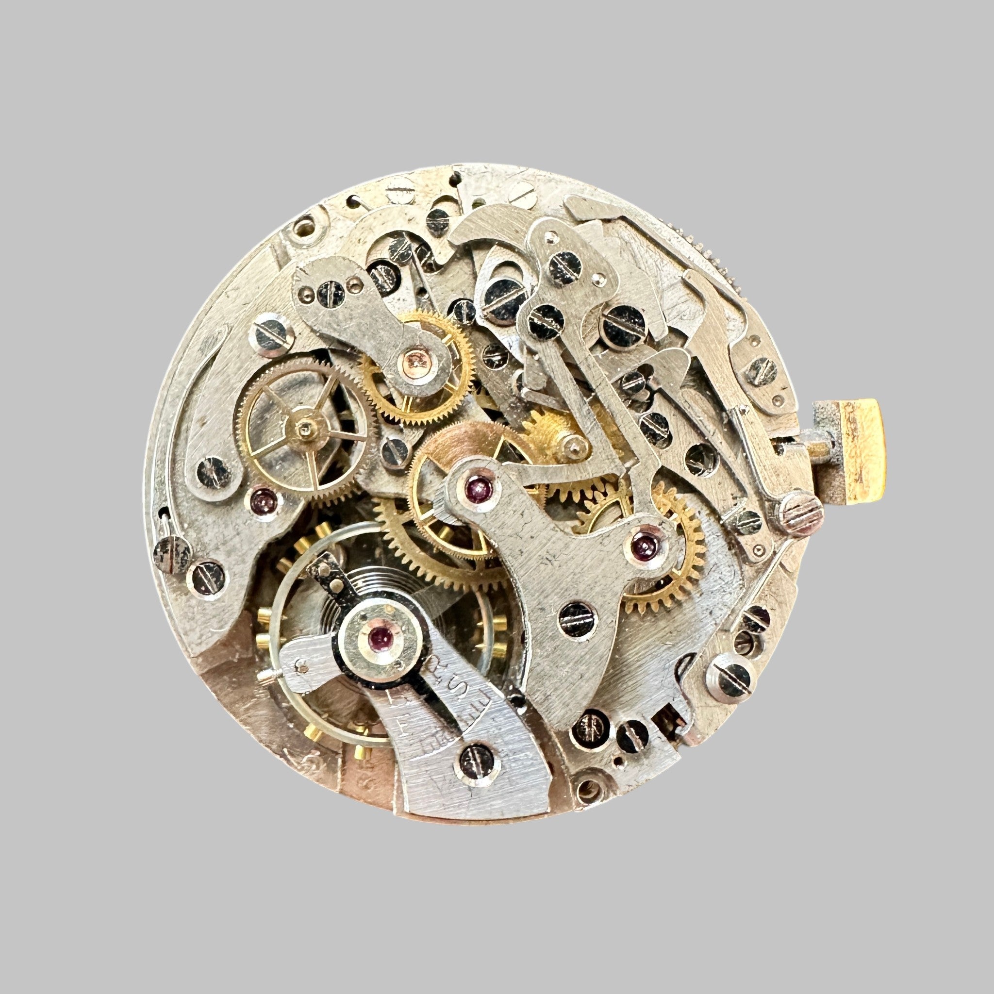 Genuine original vintage complete movement from Landeron for caliber 149 - side view