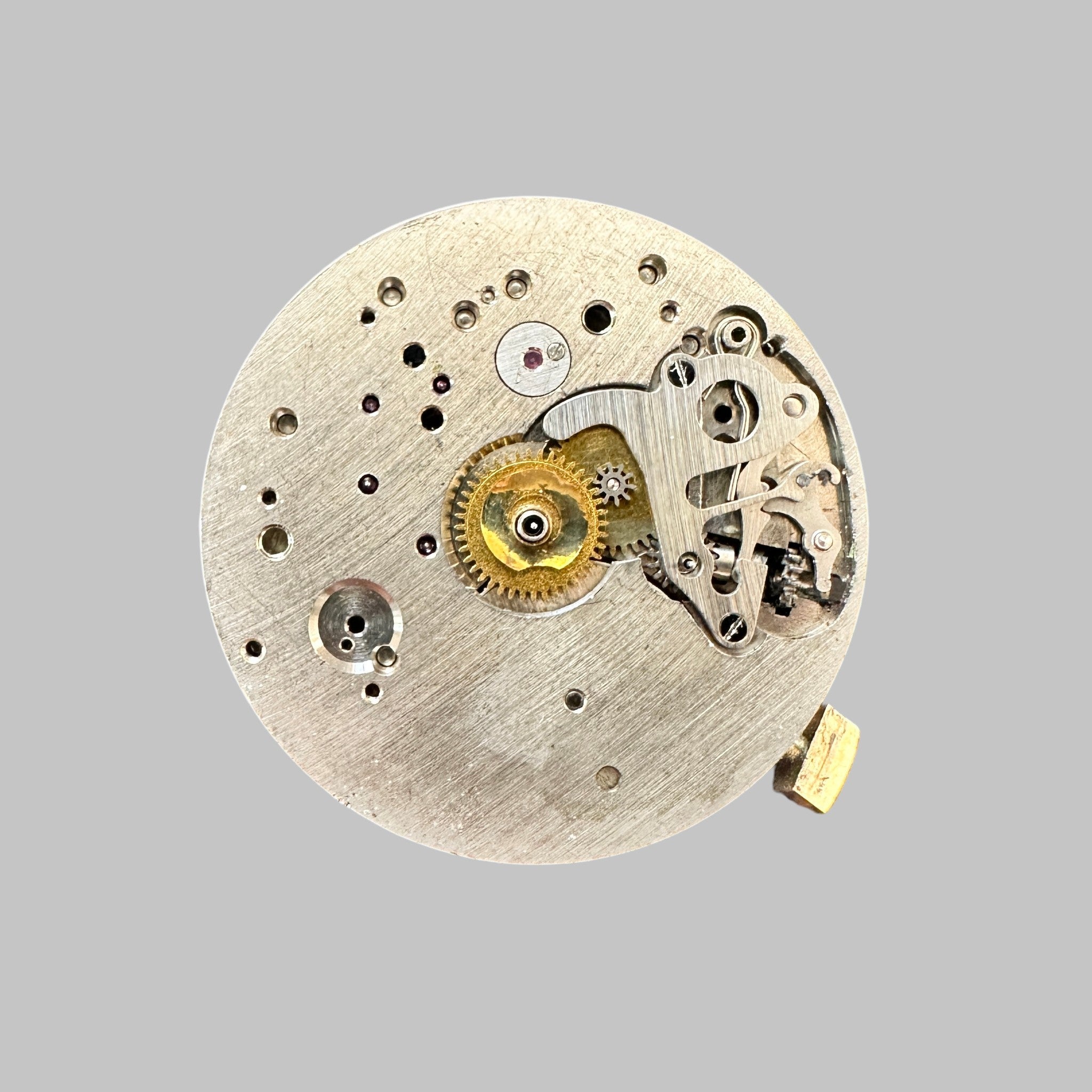 Genuine original vintage complete movement from Landeron for caliber 149 - side view