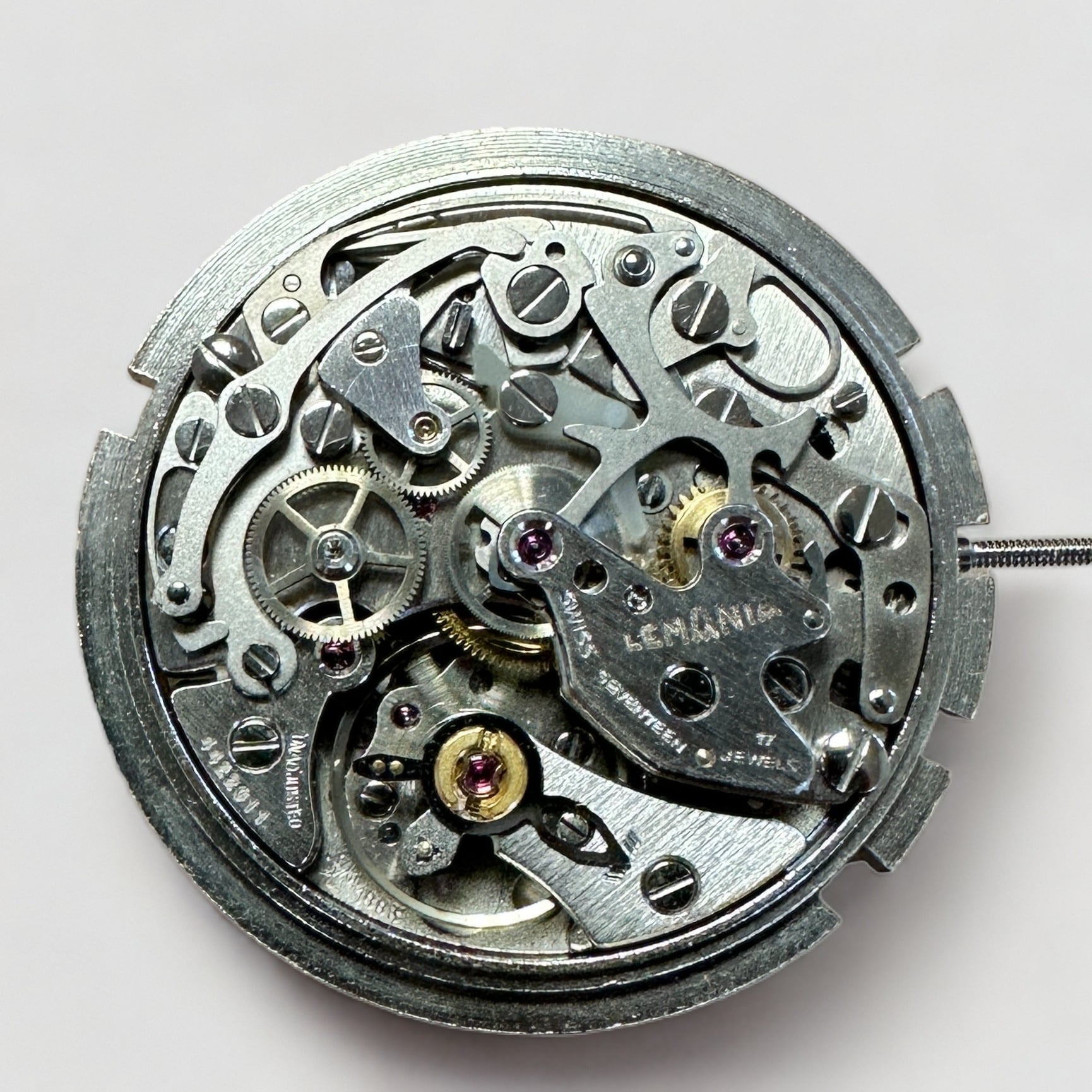 This is a picture of the LEMANIA CAL. 1883 - MECHANICAL MOVEMENT COMPLETE watch component.