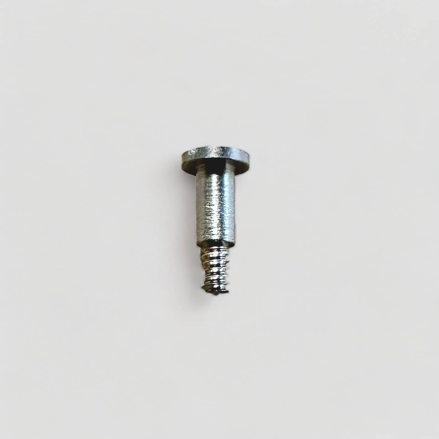 This is a picture of the LEMANIA CAL. 5100 OMEGA 1045 - INDICATOR SUPPORT SCREW 2674 watch component.