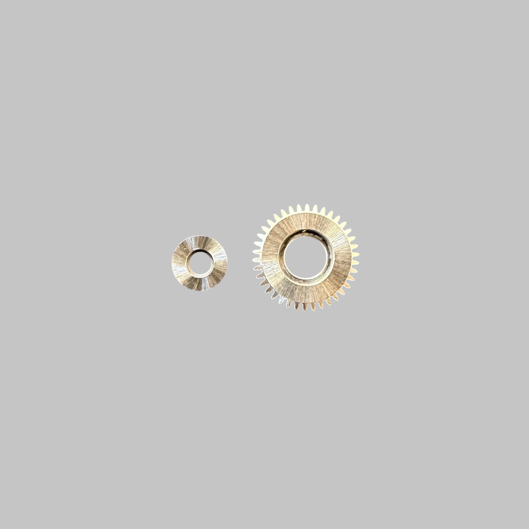 Genuine original vintage crown wheel with core from Longines for caliber 12.68Z - side view
