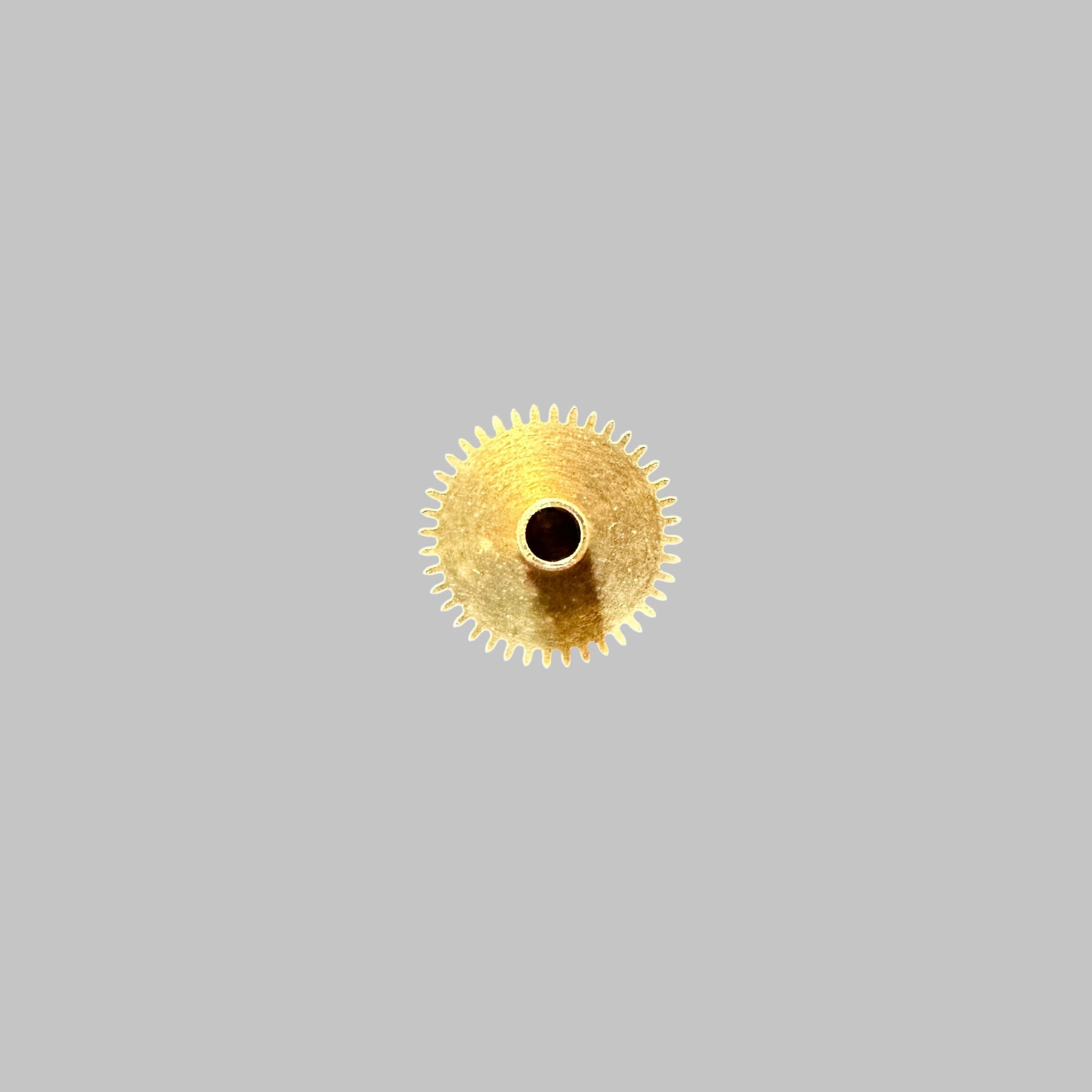 Genuine original vintage hour wheel from Omega for caliber 33.3 / LEMANIA 15 referenced with nomenclature 1231 - side view