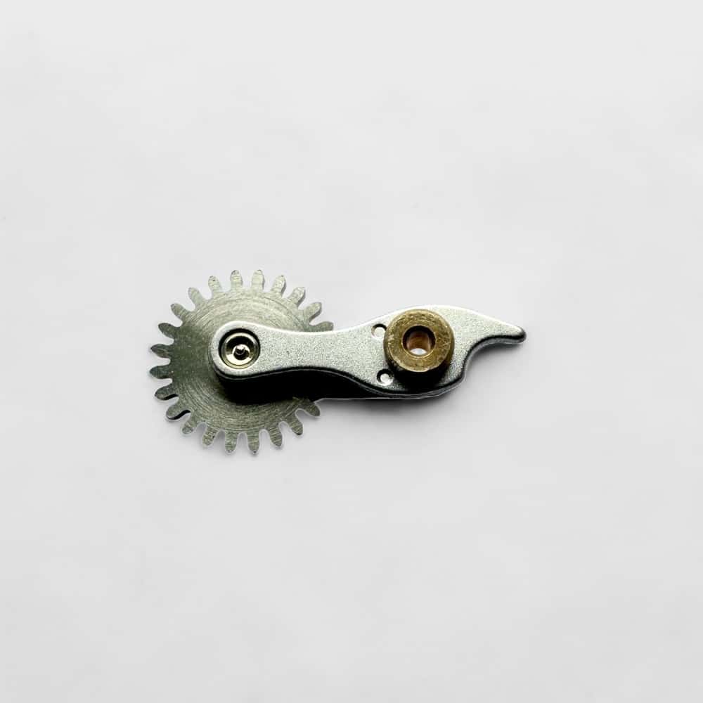 This is a picture of the VALJOUX CAL. 72 - SLIDING GEAR 30 MIN 8100 watch component.